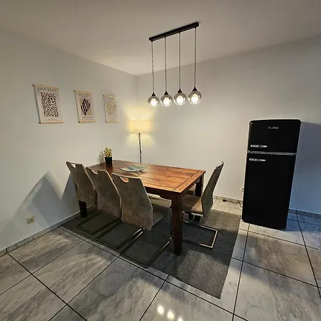 Апартаменты Maisonette In Koelner Villenviertel