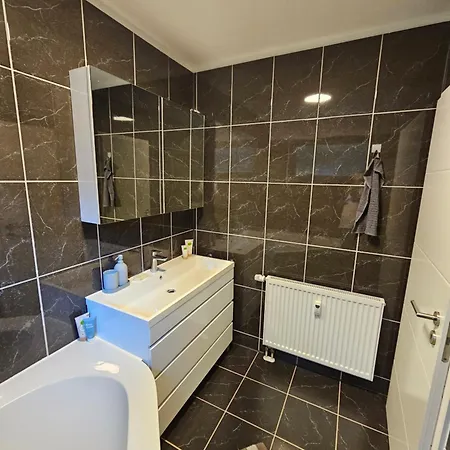 アパート Maisonette In Koelner Villenviertel