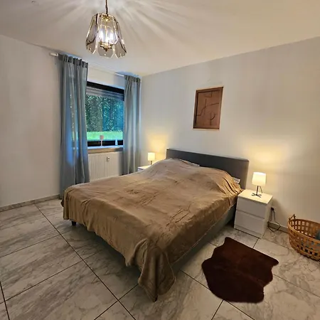 アパート Maisonette In Koelner Villenviertel *