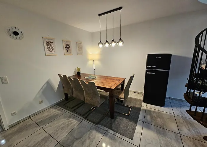 Apartman Maisonette In Koelner Villenviertel